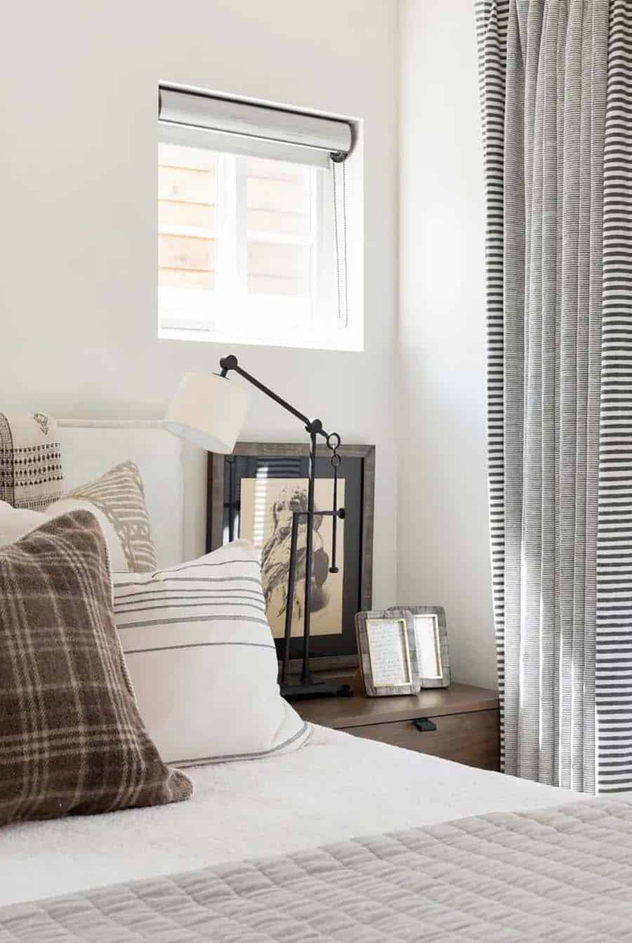 scandinavian style bedroom