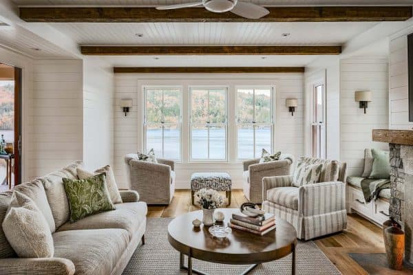 featured posts image for This cozy lake house offers breathtaking views over Lake Morey, Vermont