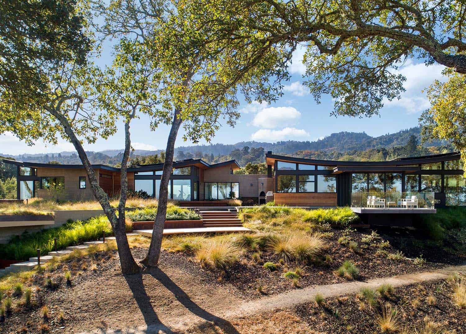 midcentury home exterior