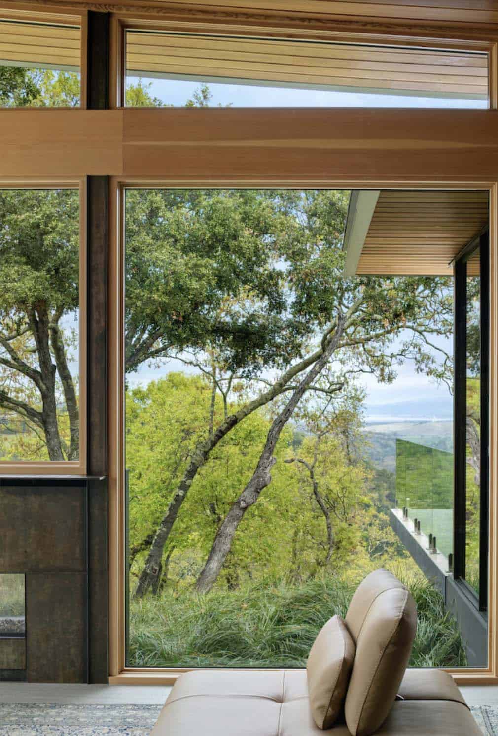 midcentury family room