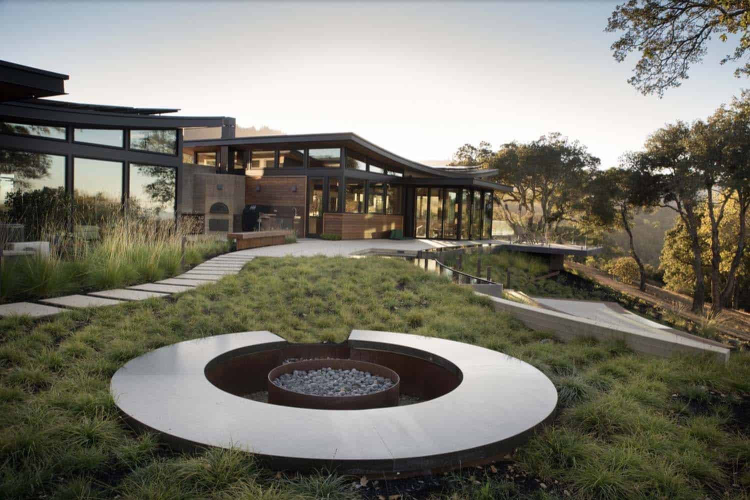 midcentury patio with a fire pit