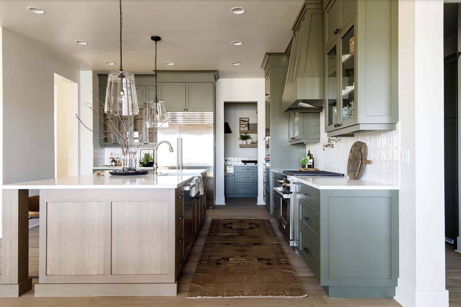 farmhouse style kitchen