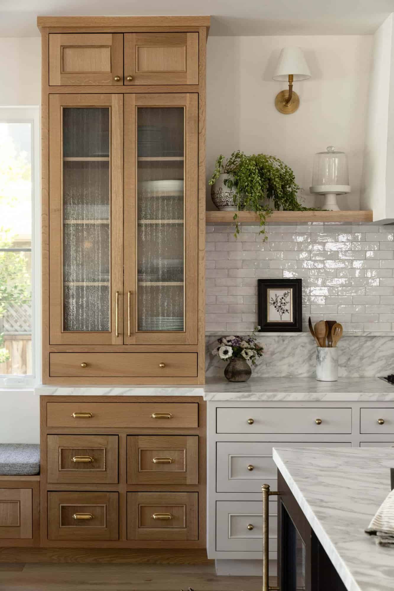 transitional style kitchen
