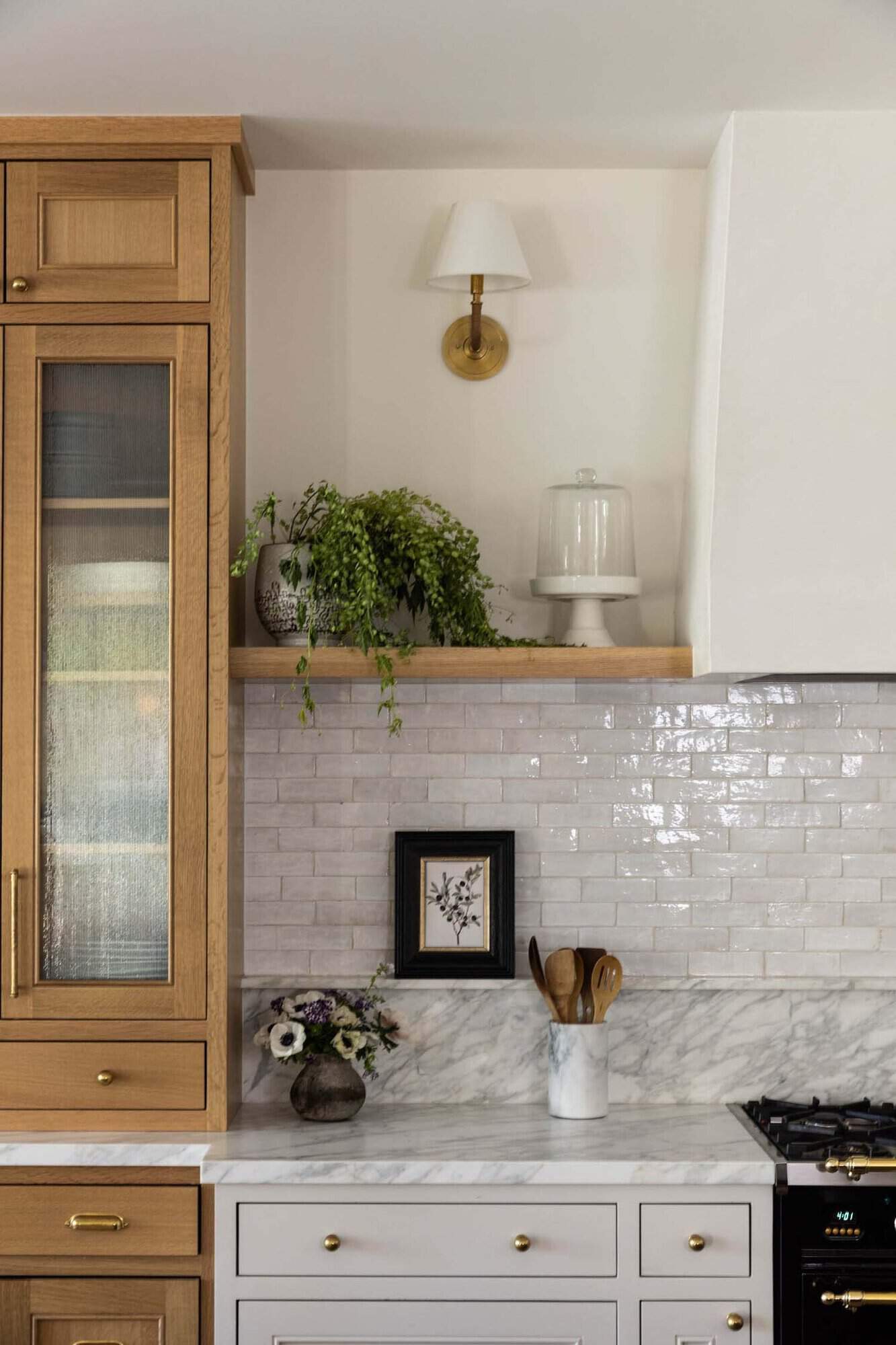 transitional style kitchen