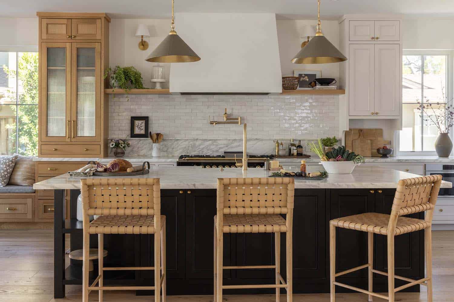 transitional style kitchen