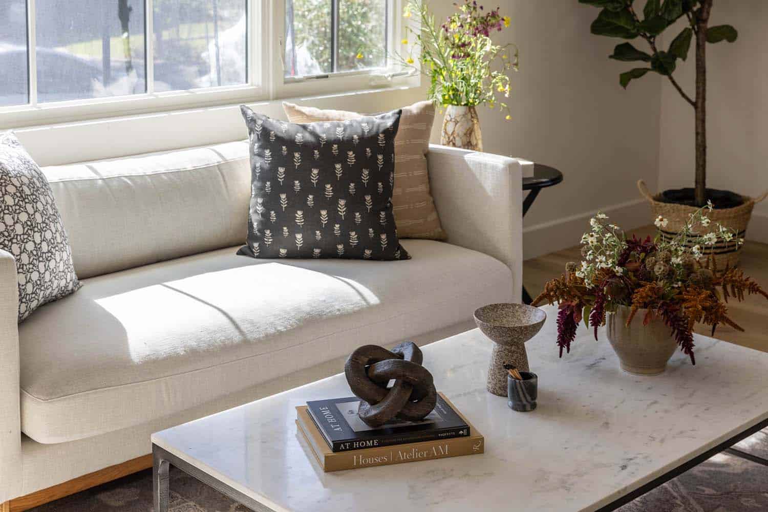 transitional style living room