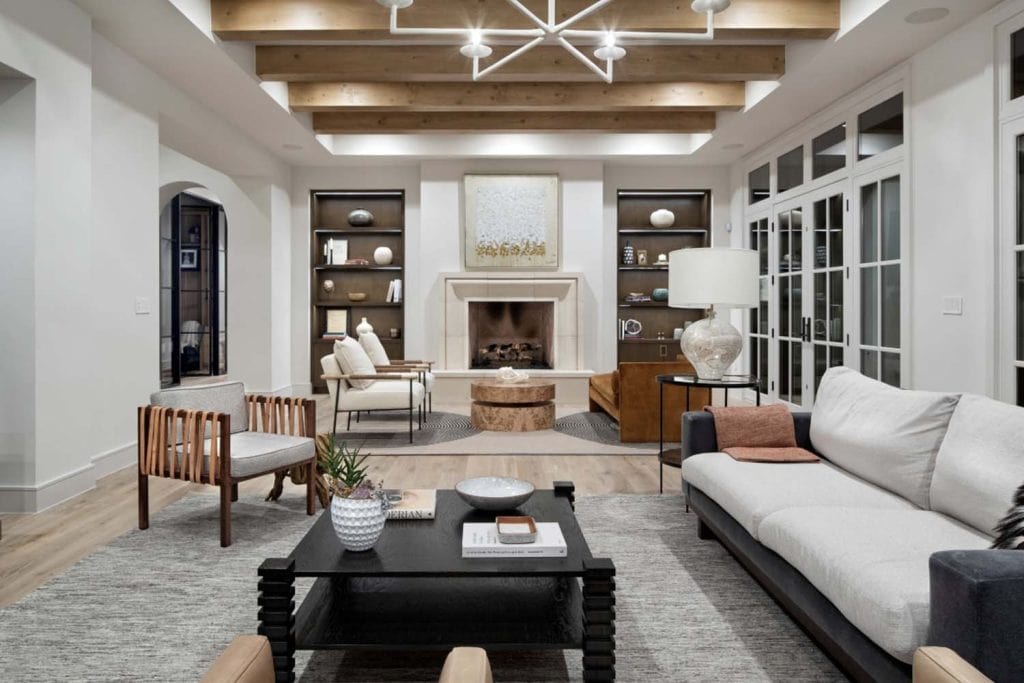 See this incredibly stunning Santa Barbara modern style home in Texas