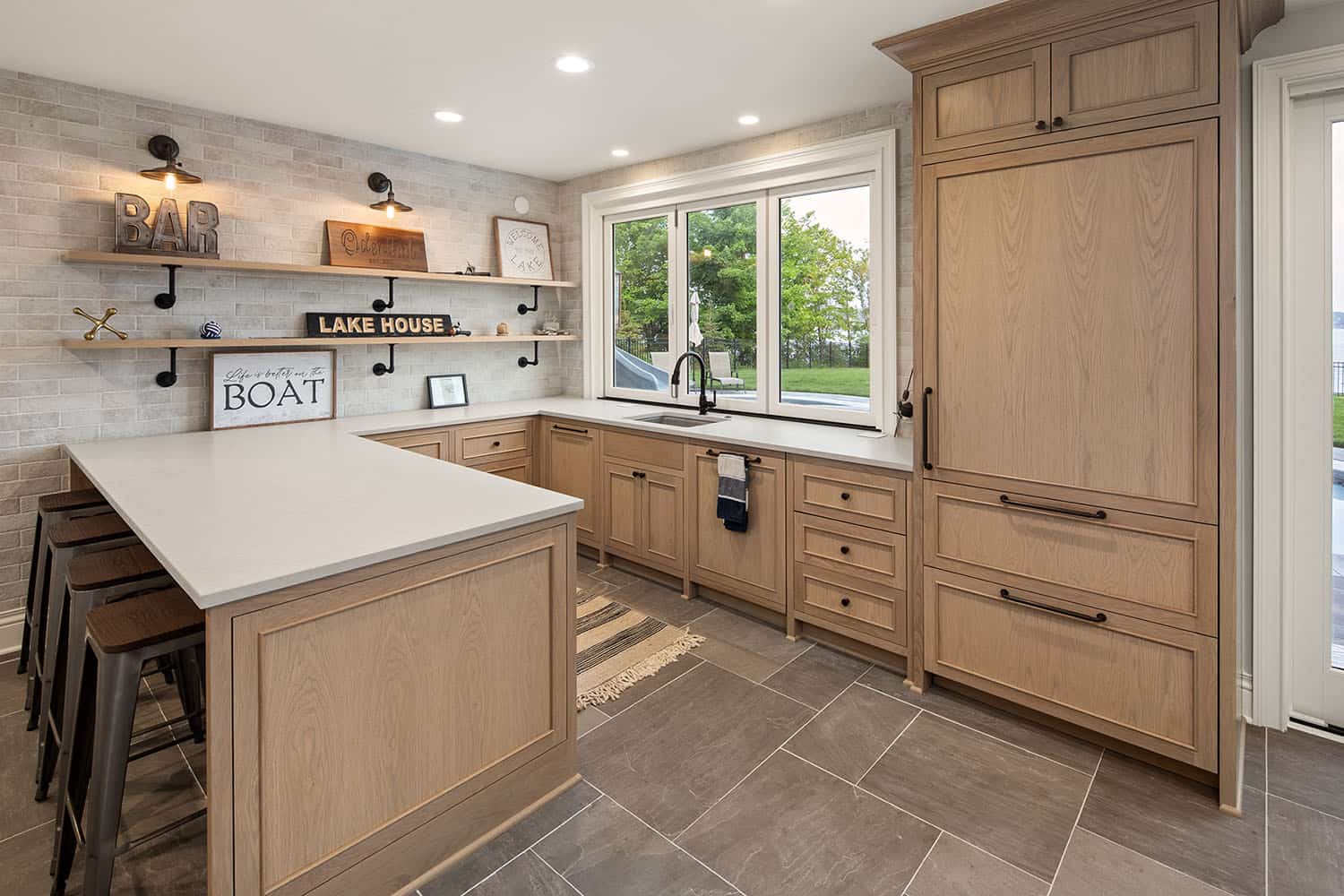 transitional style lower level kitchenette