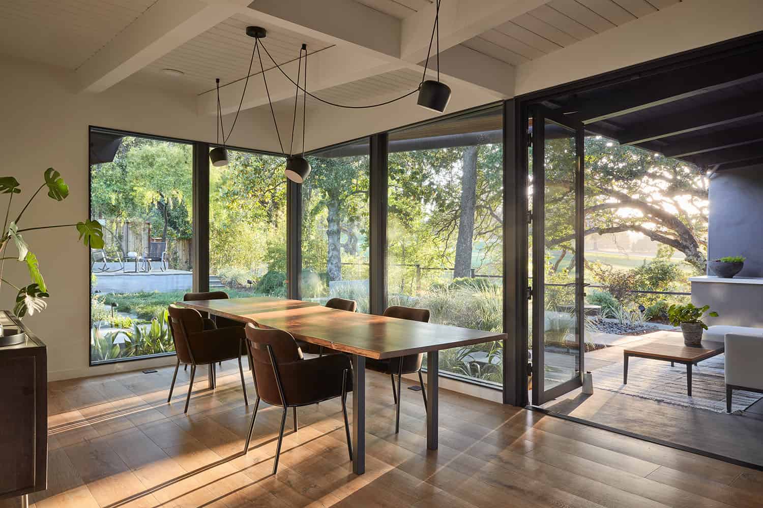 mid-century modern dining room