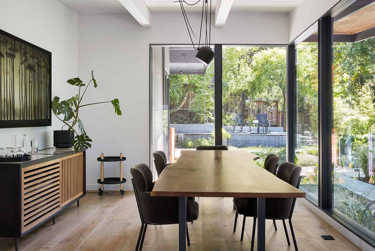 mid-century modern dining room