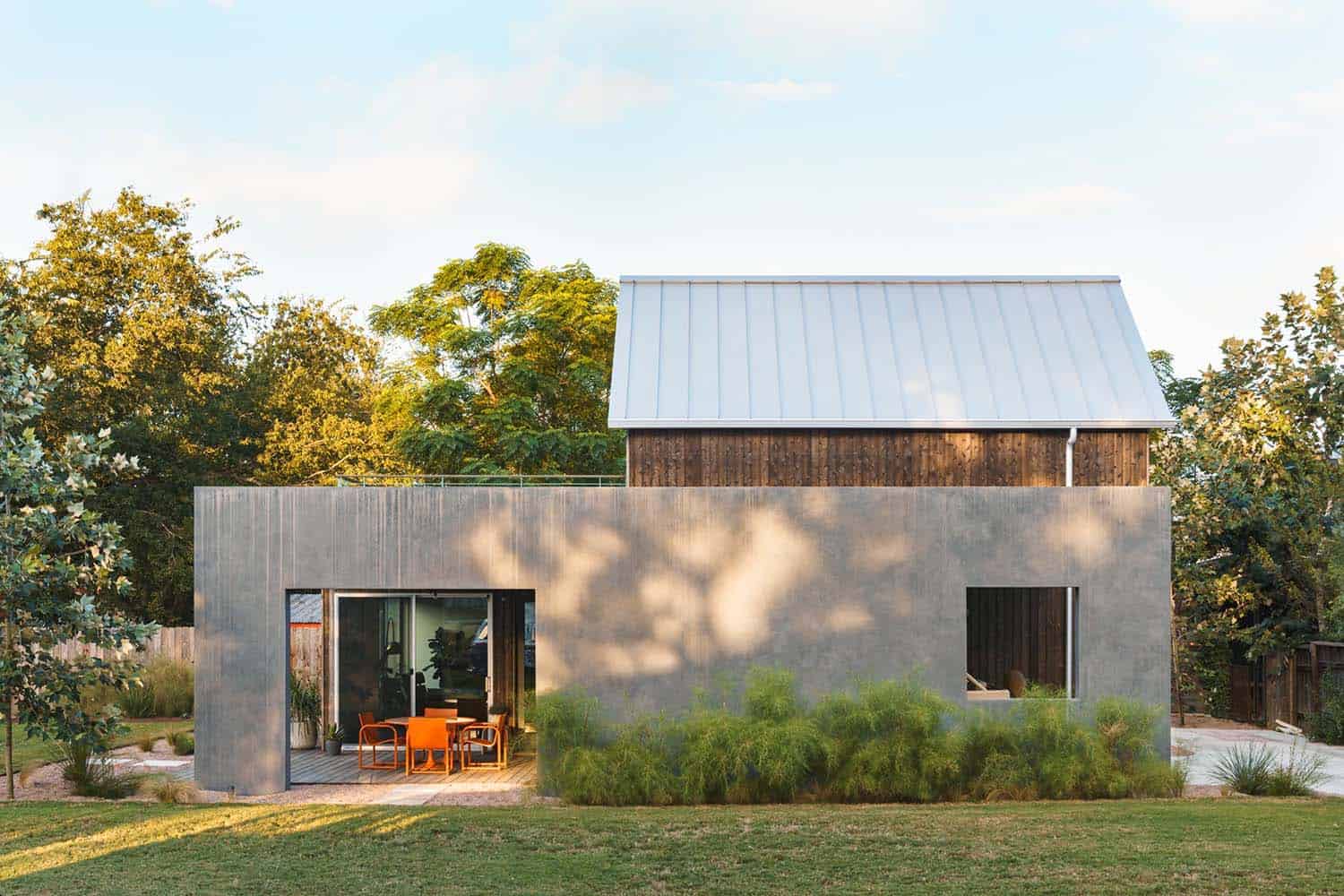 modern accessory dwelling unit exterior