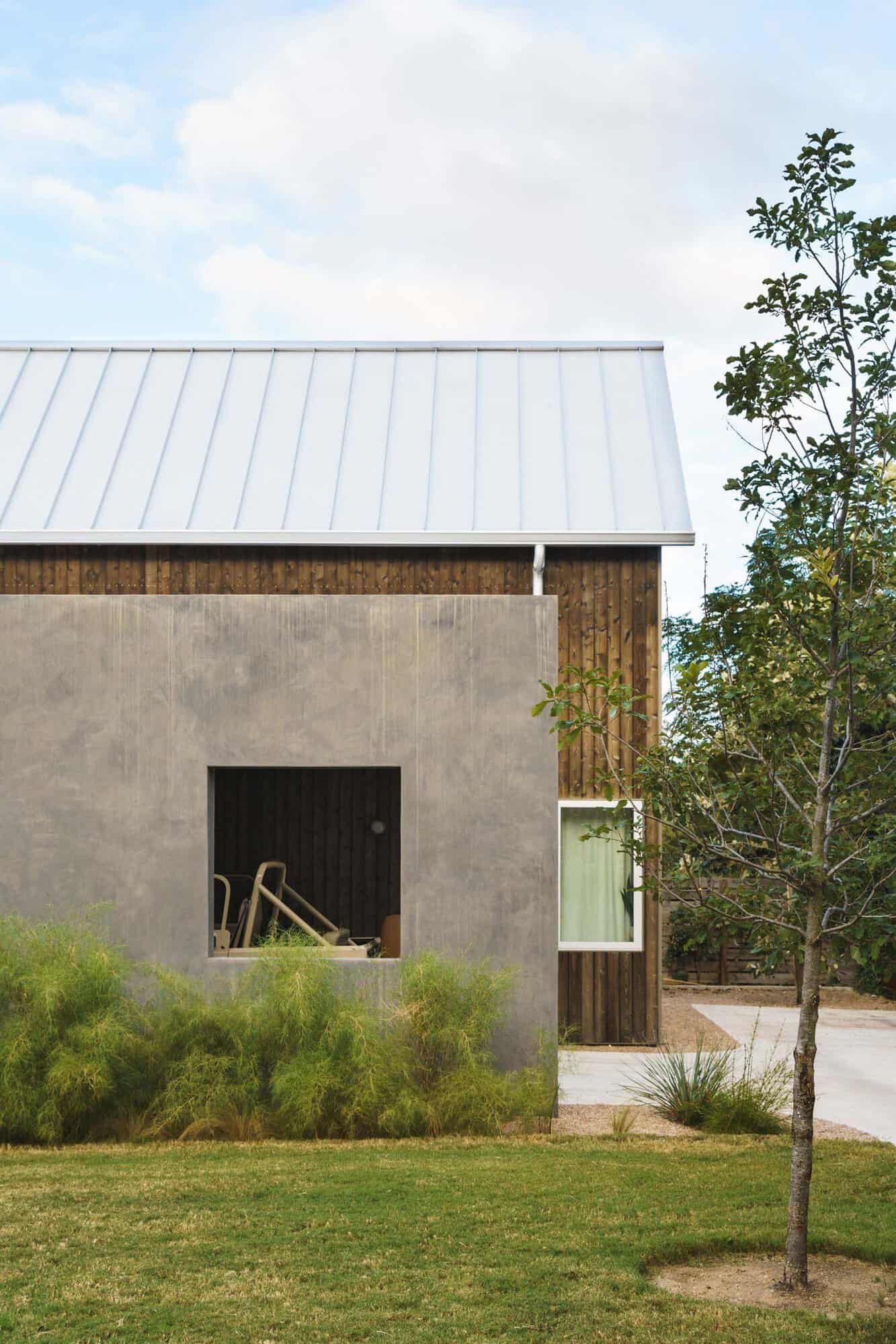modern accessory dwelling unit exterior