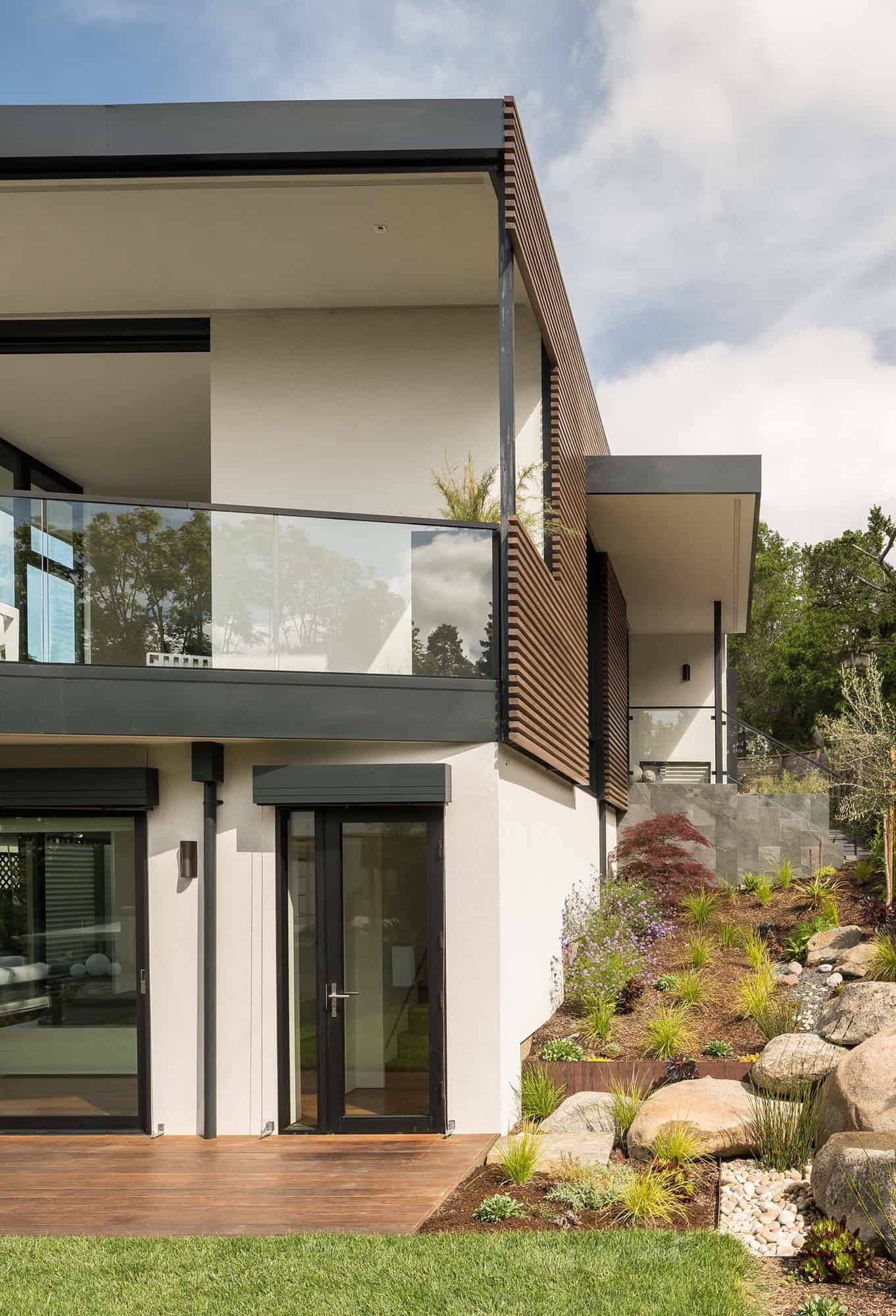 modern European style home exterior