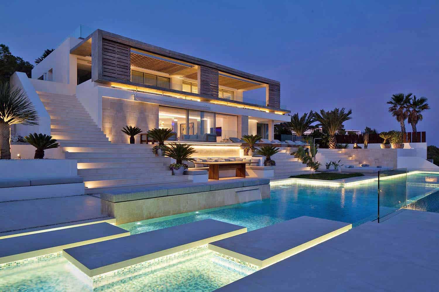 Contemporary Mediterranian Villa Contemporary Mediterranian Villa