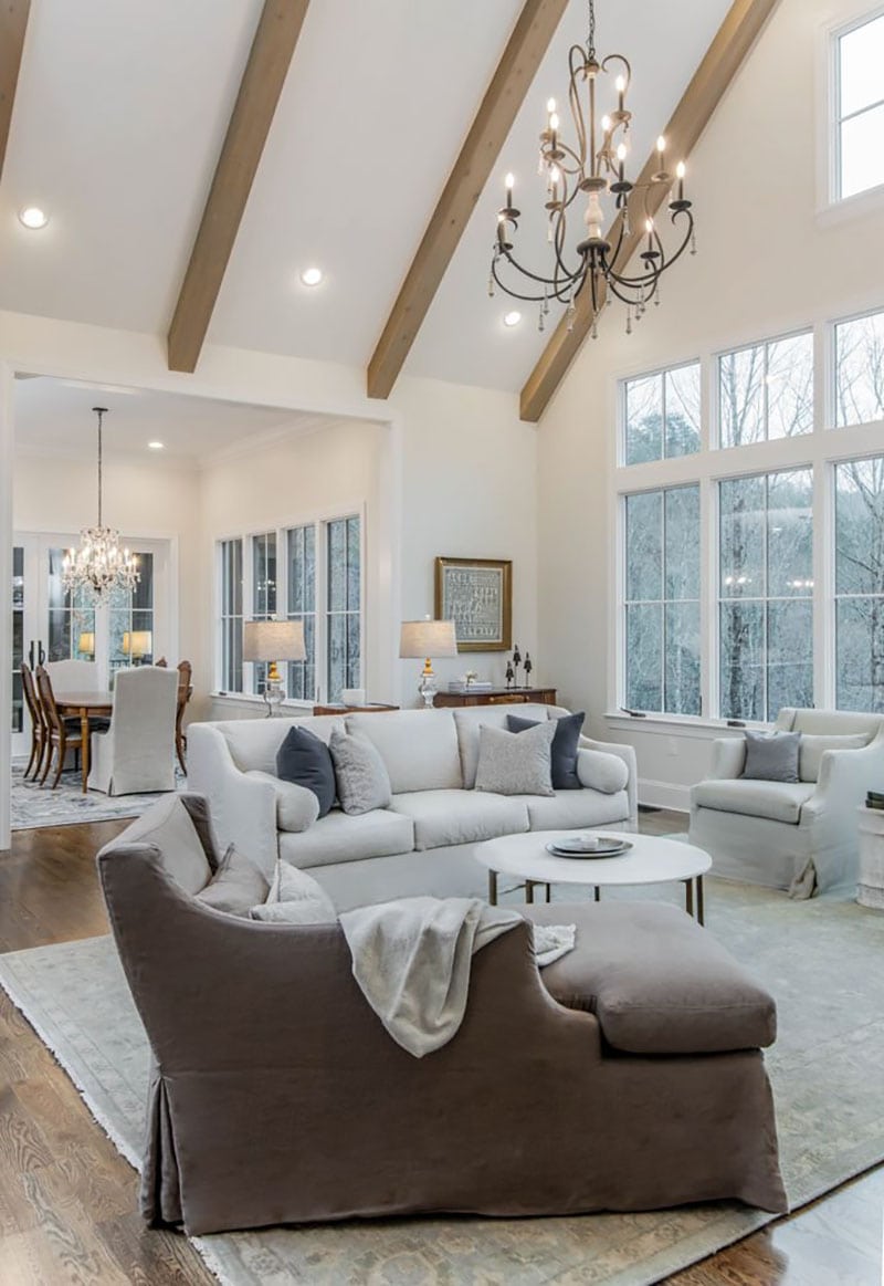 french-country-style-living-room