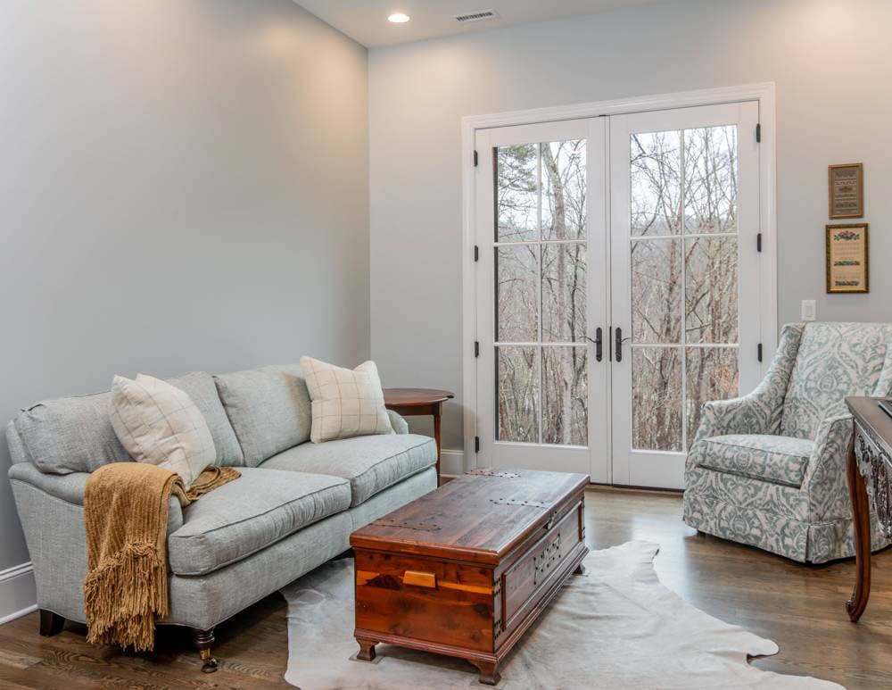 french-country-style-family-room