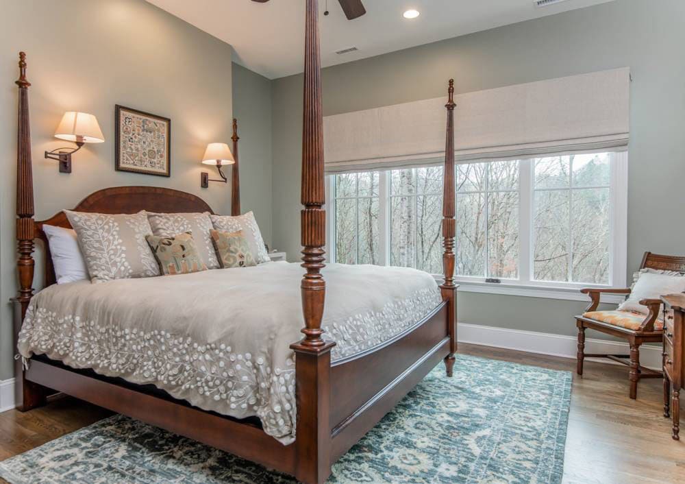 french-country-style-bedroom