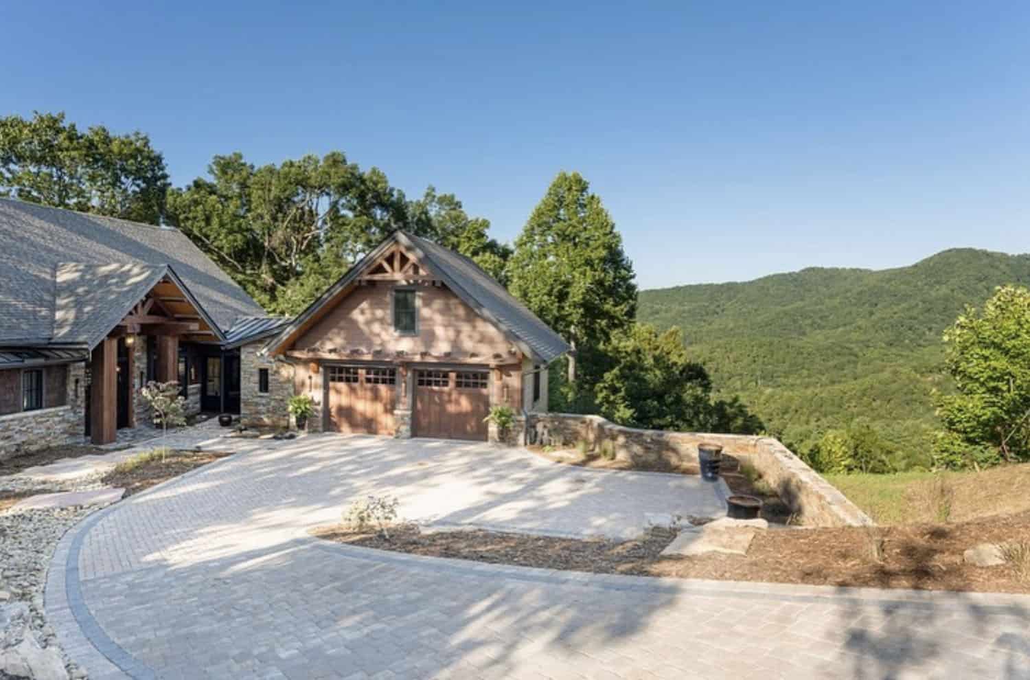 modern-craftsman-home-exterior