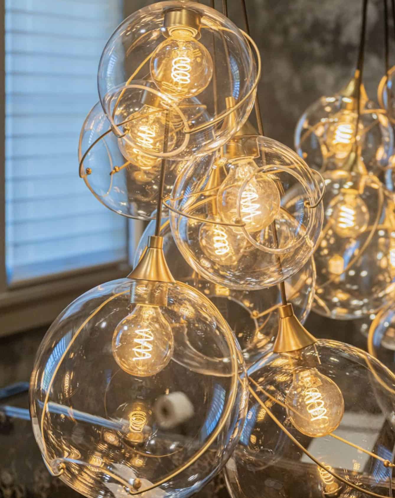 powder-room-blown-glass-light-fixture-detail