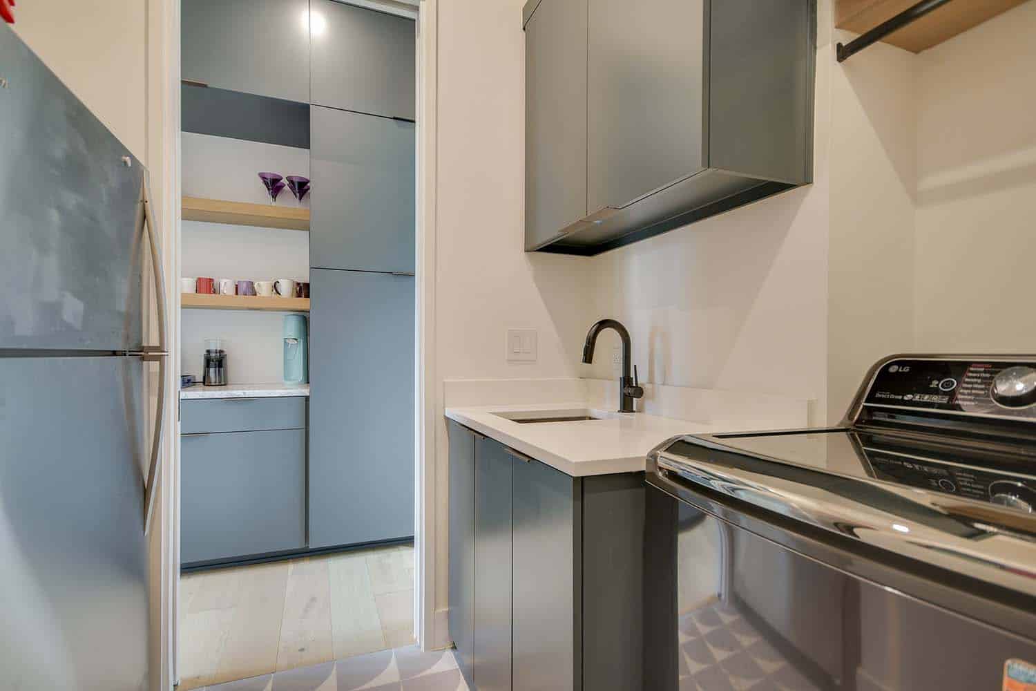 mid-century-modern-laundry-room