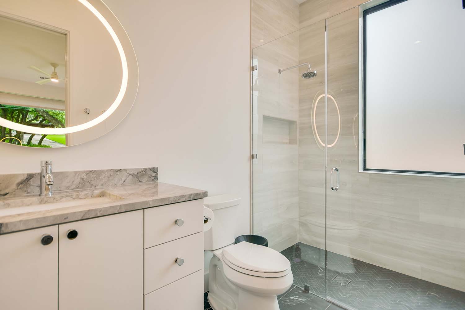 mid-century-modern-bathroom