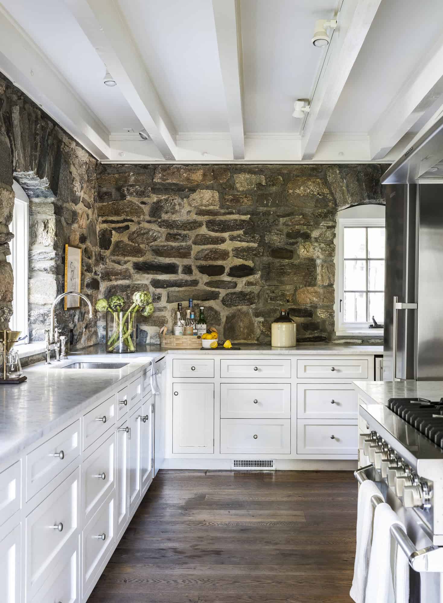 farmhouse kitchen