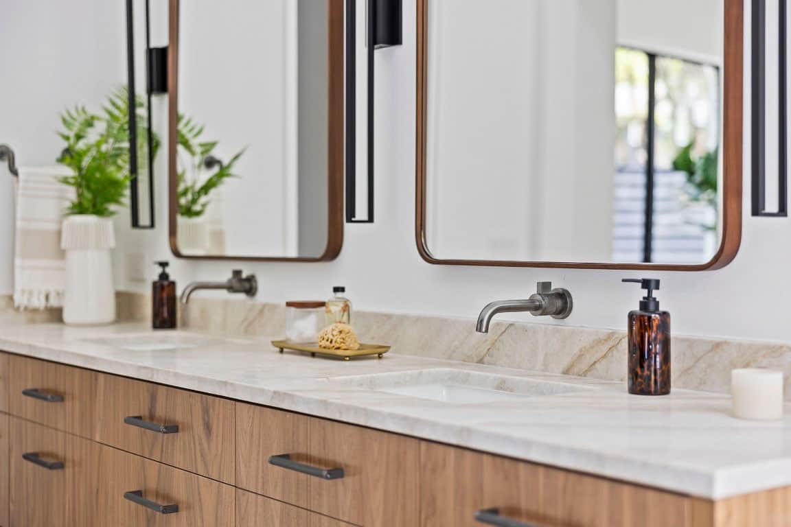 transitonal-modern-bathroom-vanity