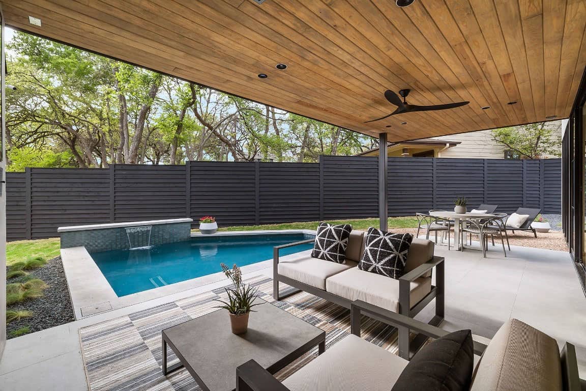 transitonal-modern-house-swimming-pool-with-a-patio-and-outdoor-furniture