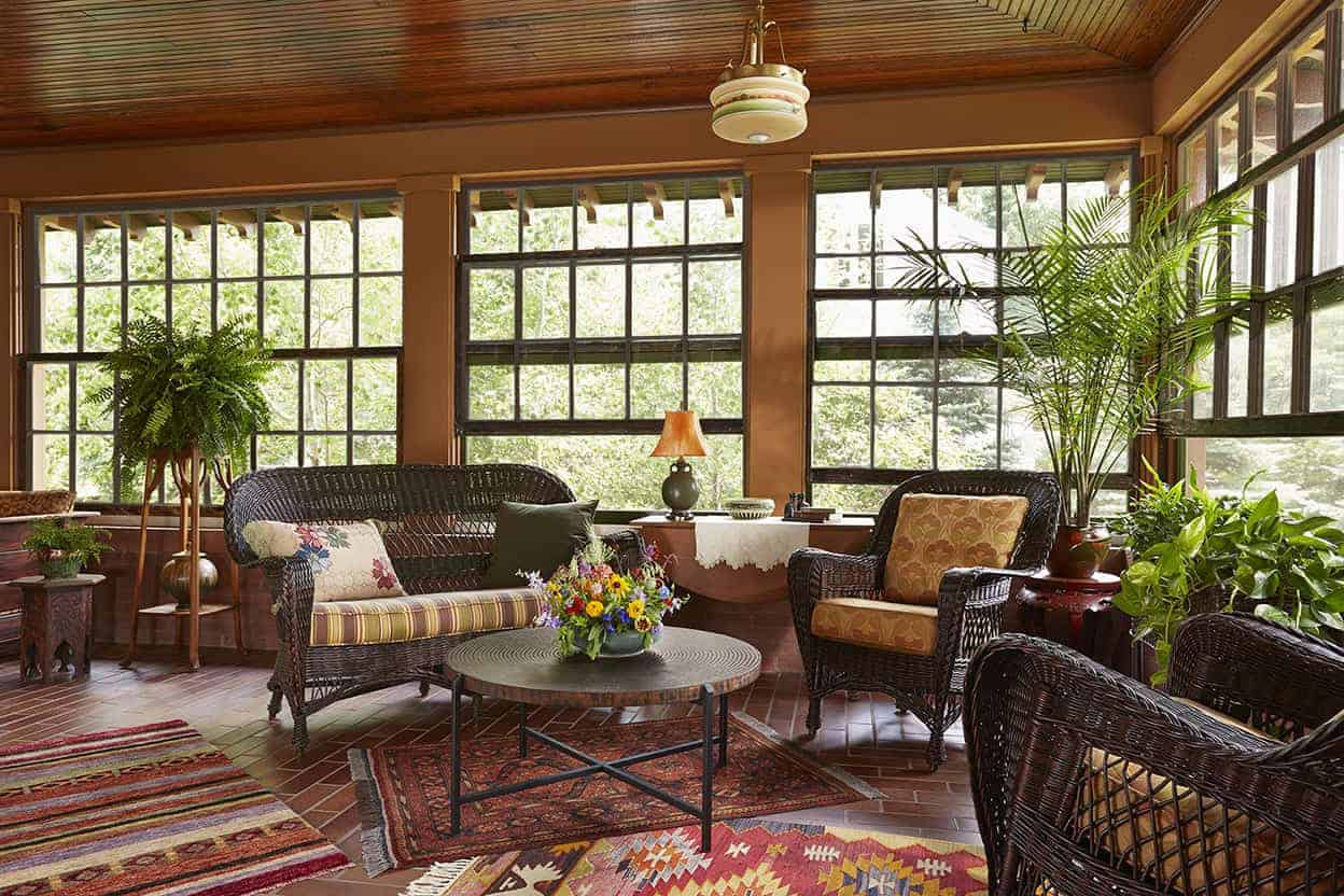 craftsman-style-sunroom