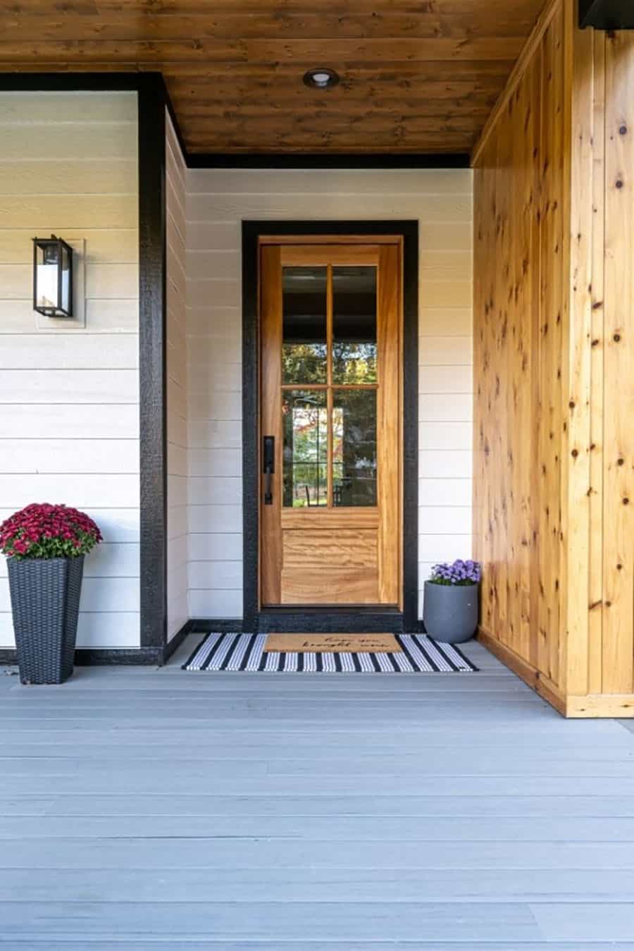 custom-modern-farmhouse-exterior-entry