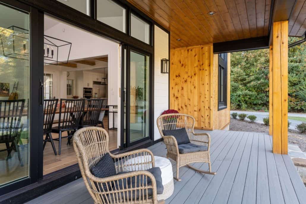 custom-modern-farmhouse-front-porch