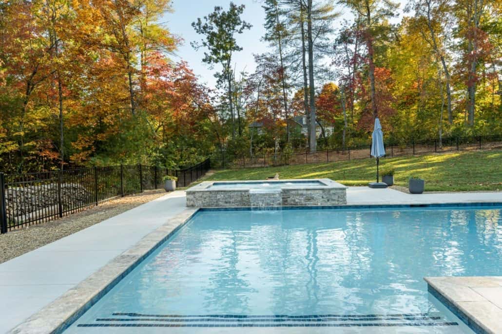 custom-modern-farmhouse-pool