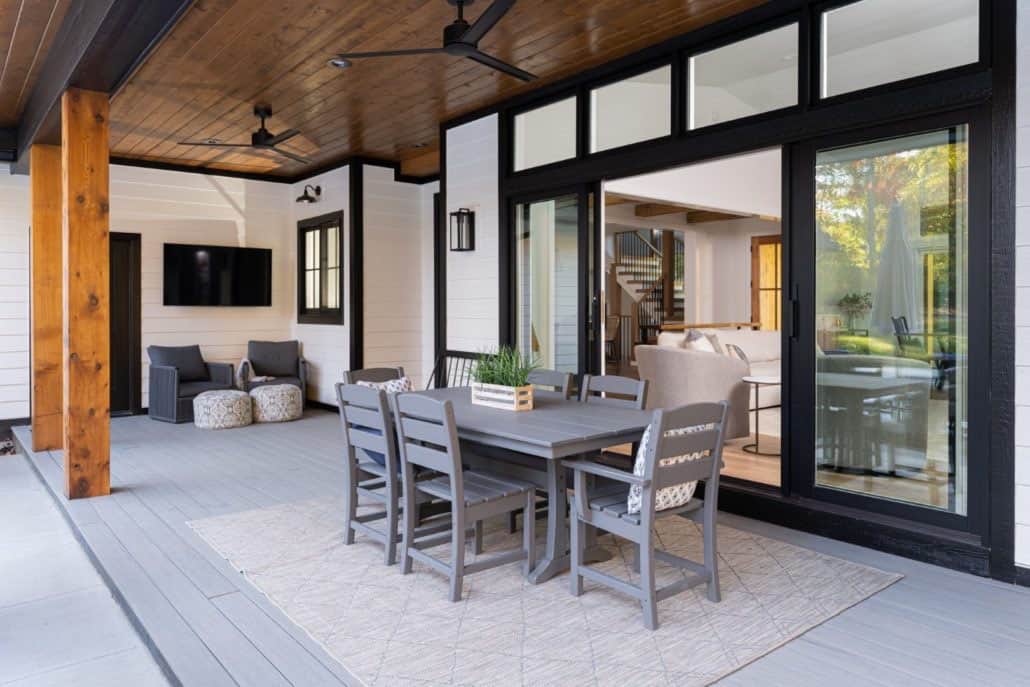 custom-modern-farmhouse-covered-patio