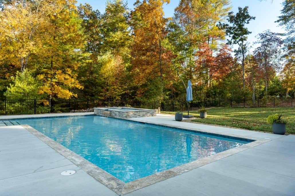 custom-modern-farmhouse-pool