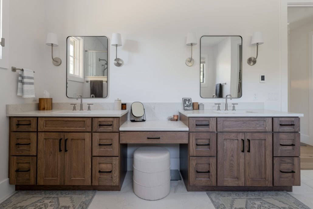custom-wood-vanities-master-bathroom