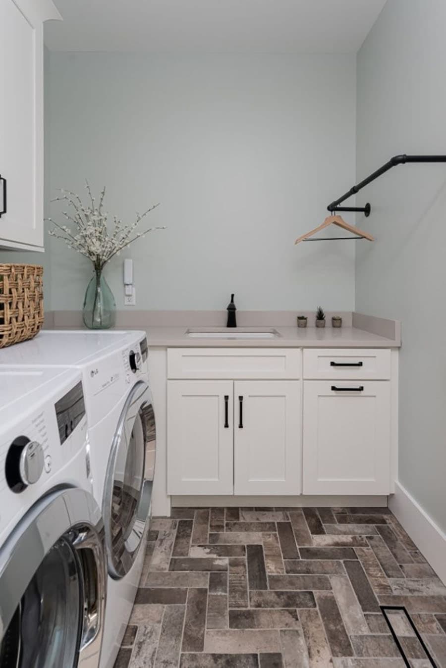 brick-floor-laundry-designs