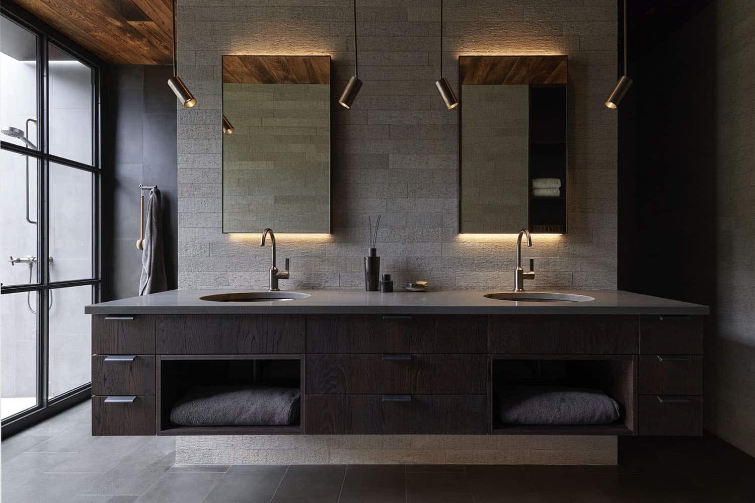 modern-bathroom-with-dual-vanities