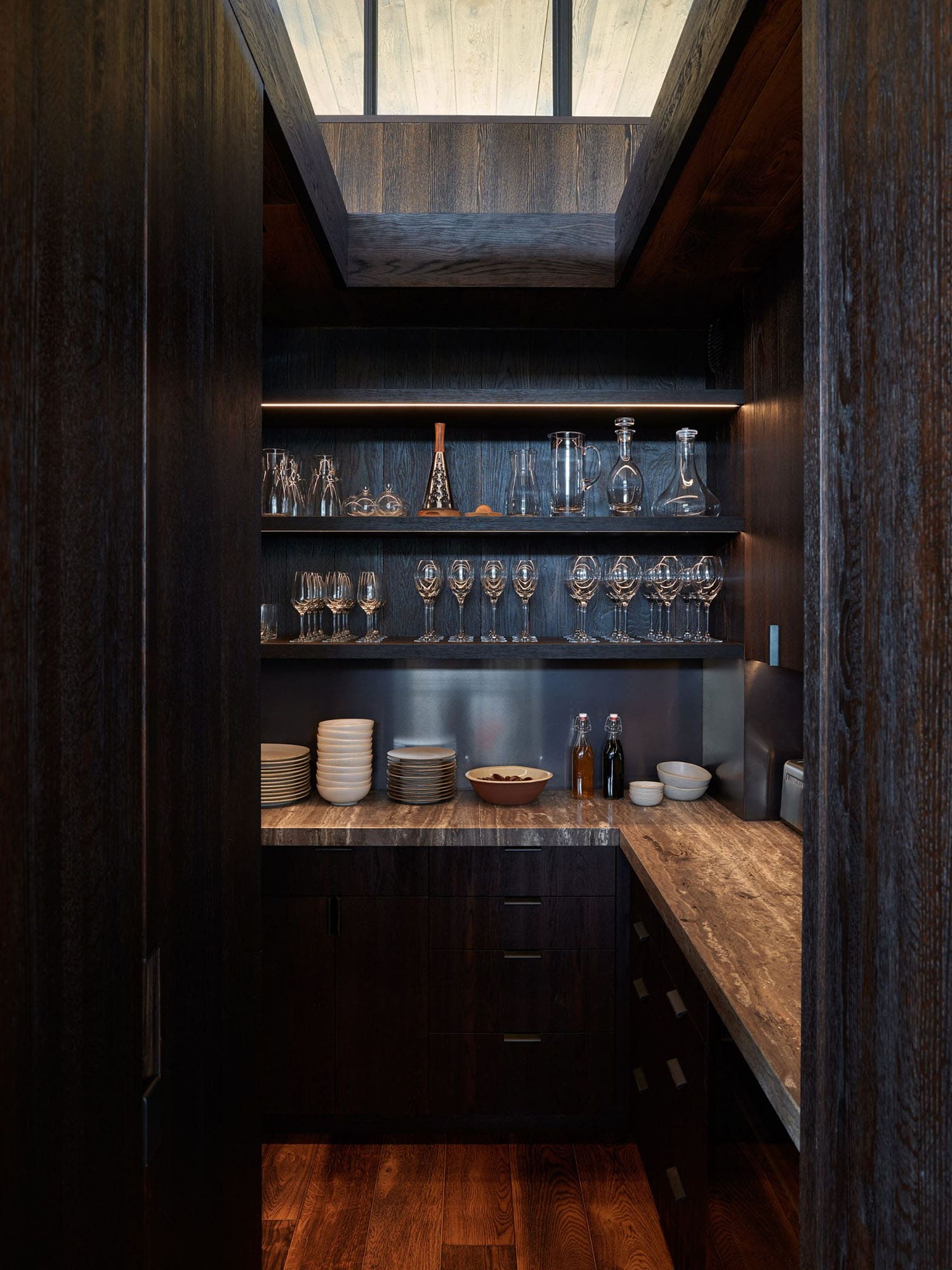 modern-kitchen-pantry