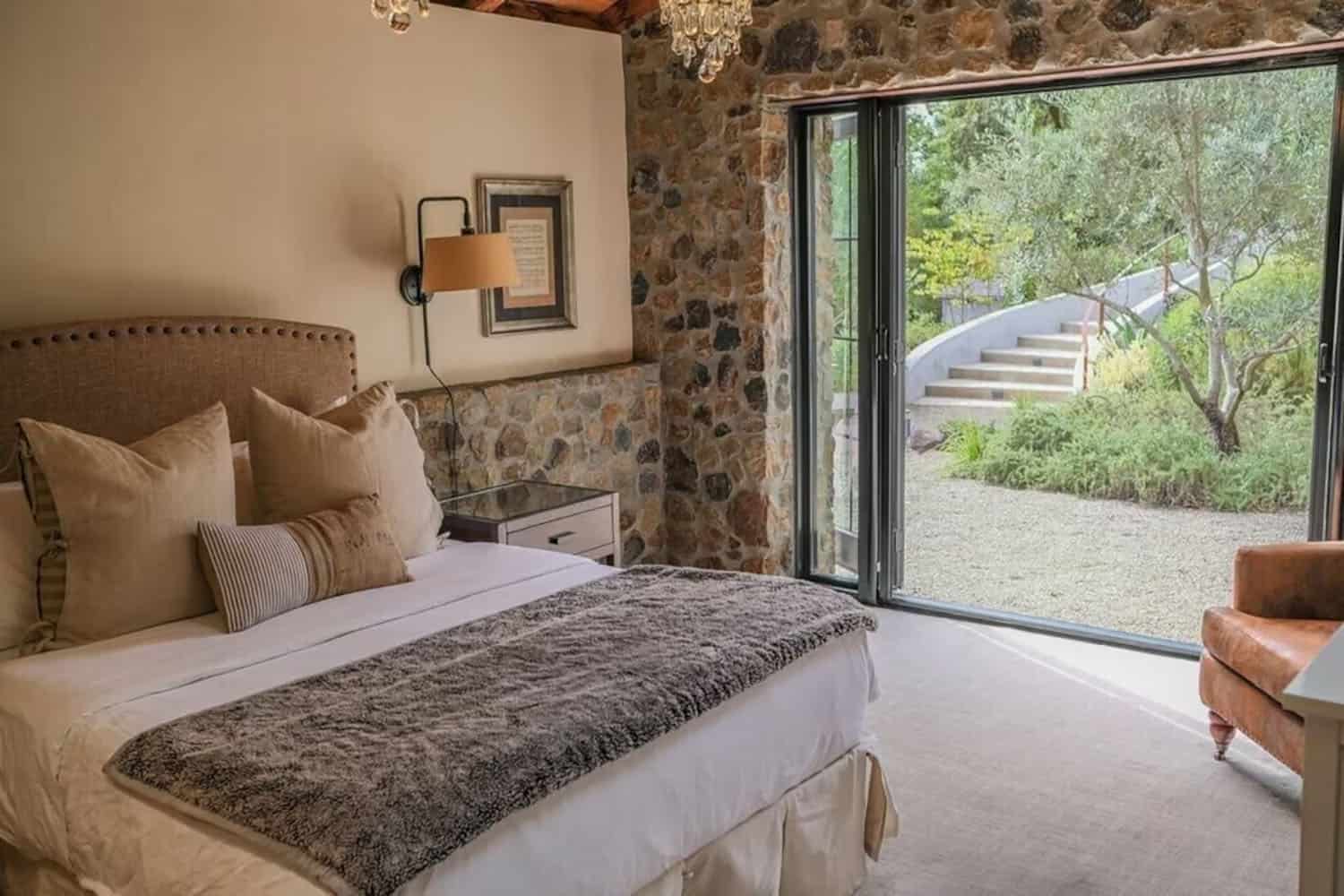 farmhouse-style-bedroom-with-sliding-glass-doors