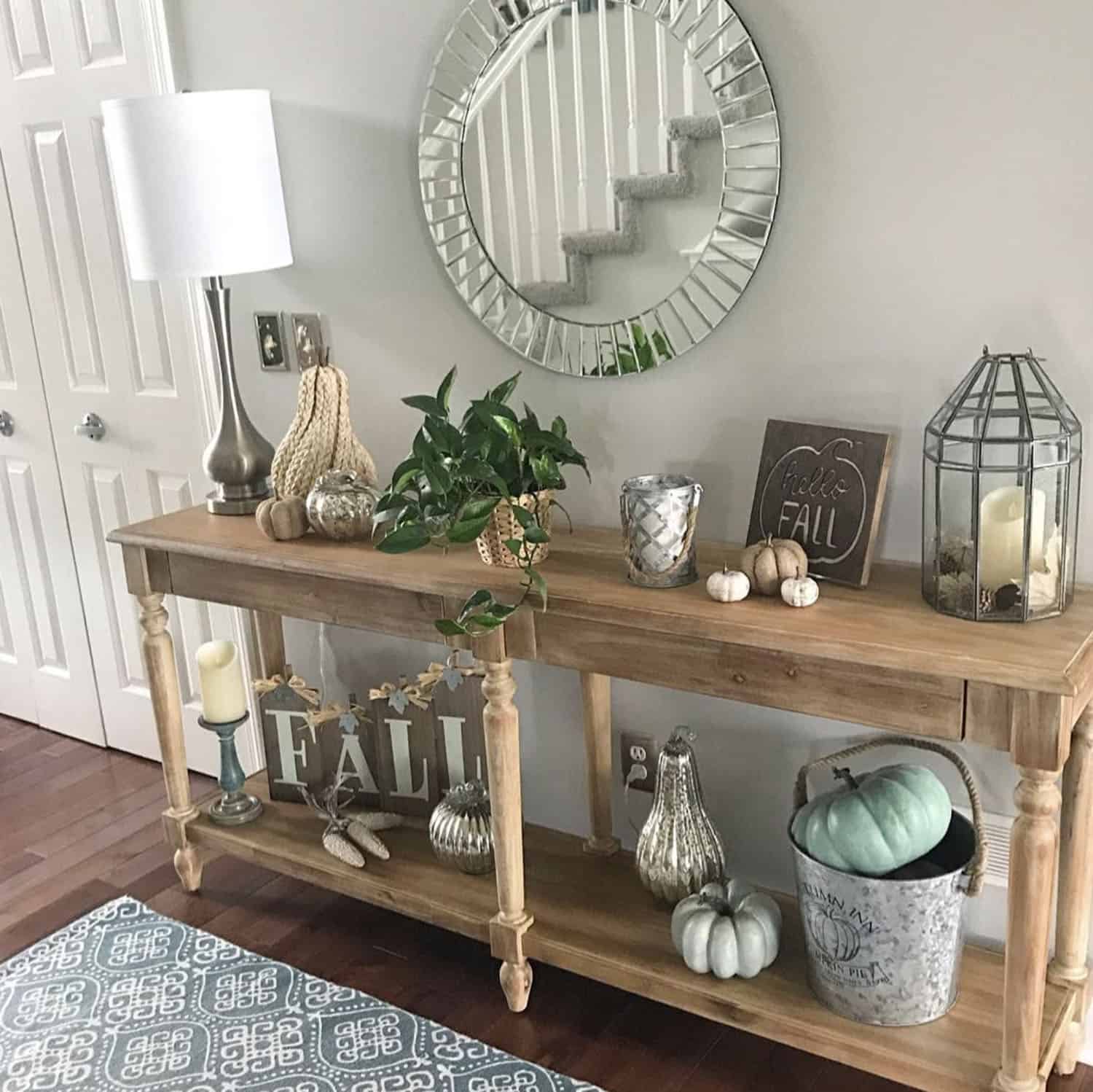 fall-decorated-entryway-table