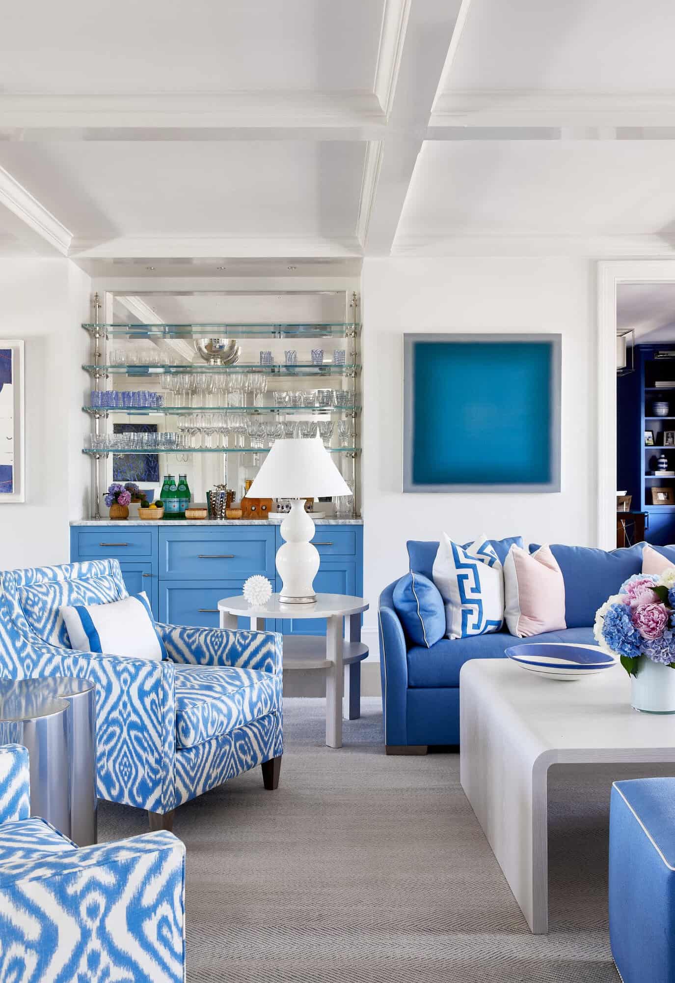 modern-beach-style-living-room