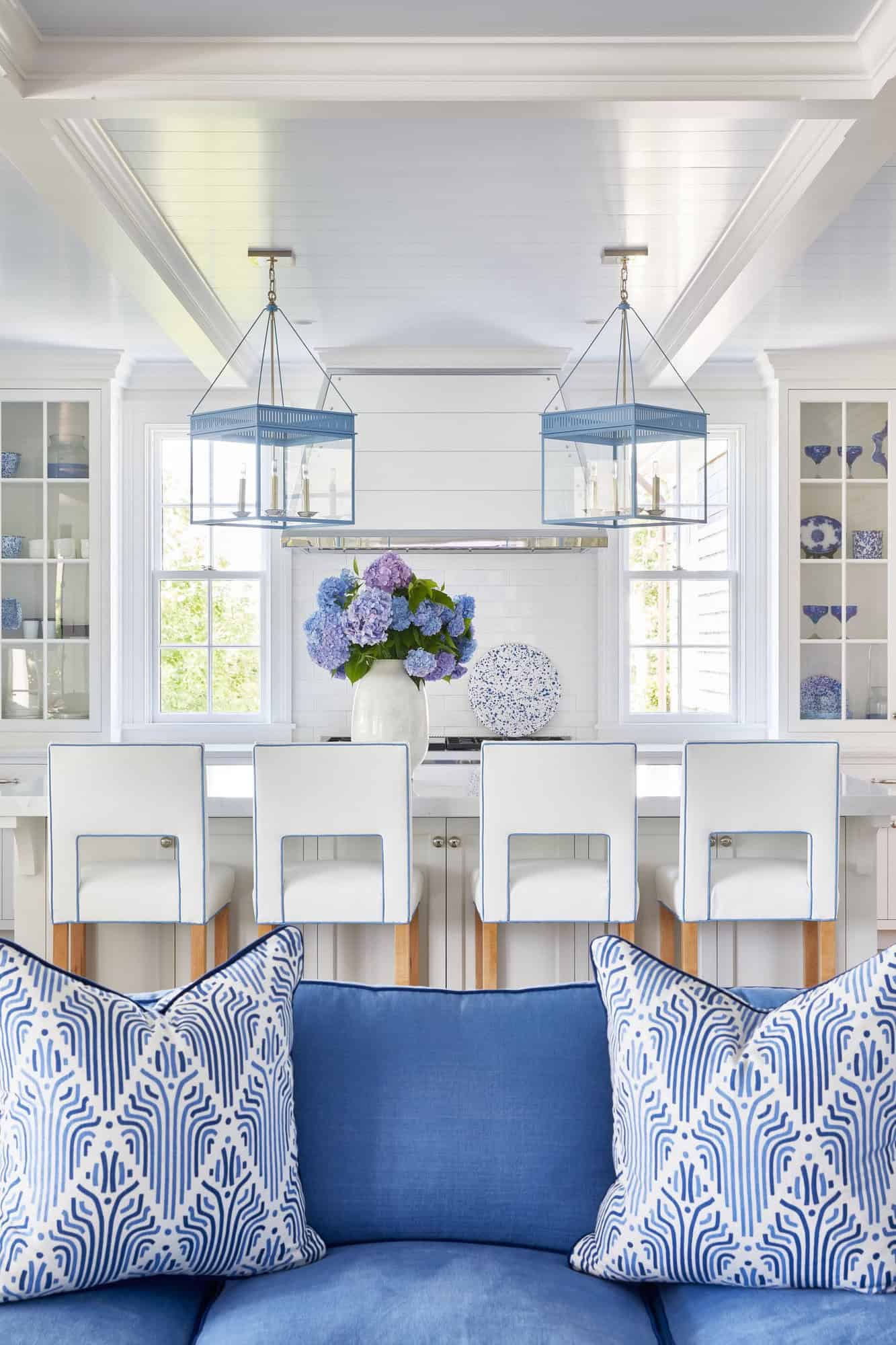 modern-beach-style-kitchen