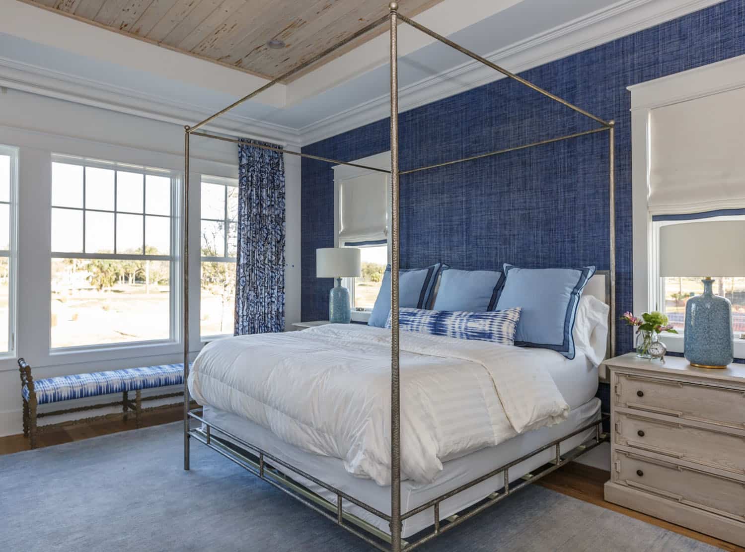 beach-style-bedroom-with-a-canopy-bed