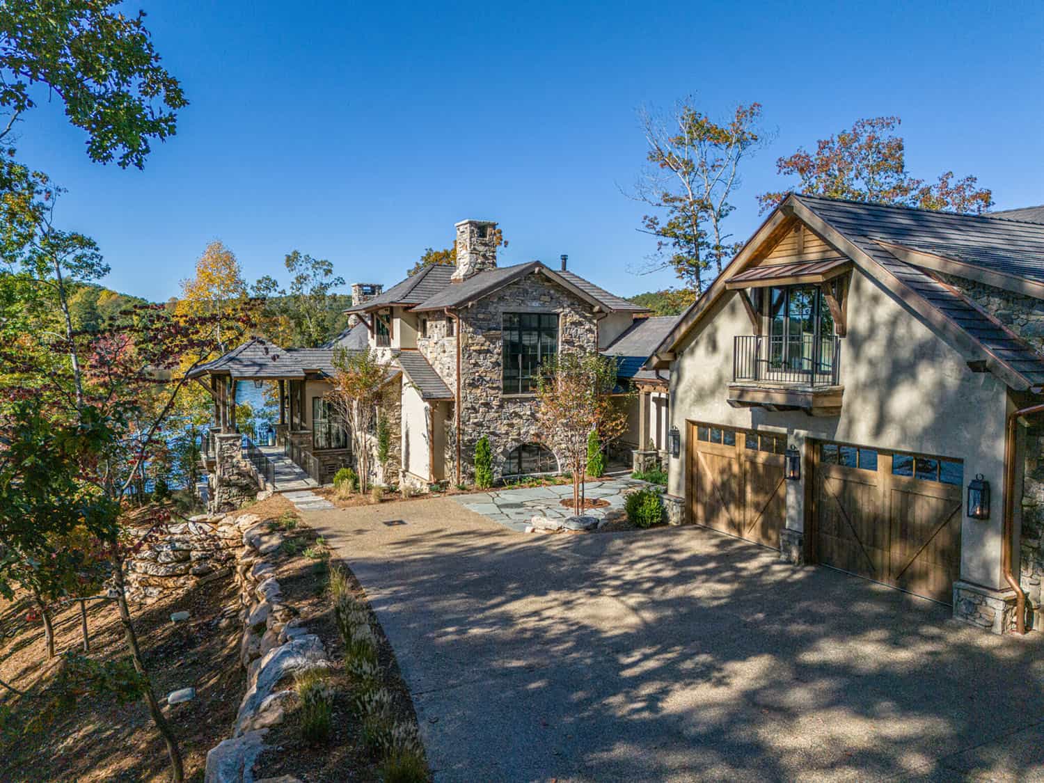 rustic-modern-home-exterior