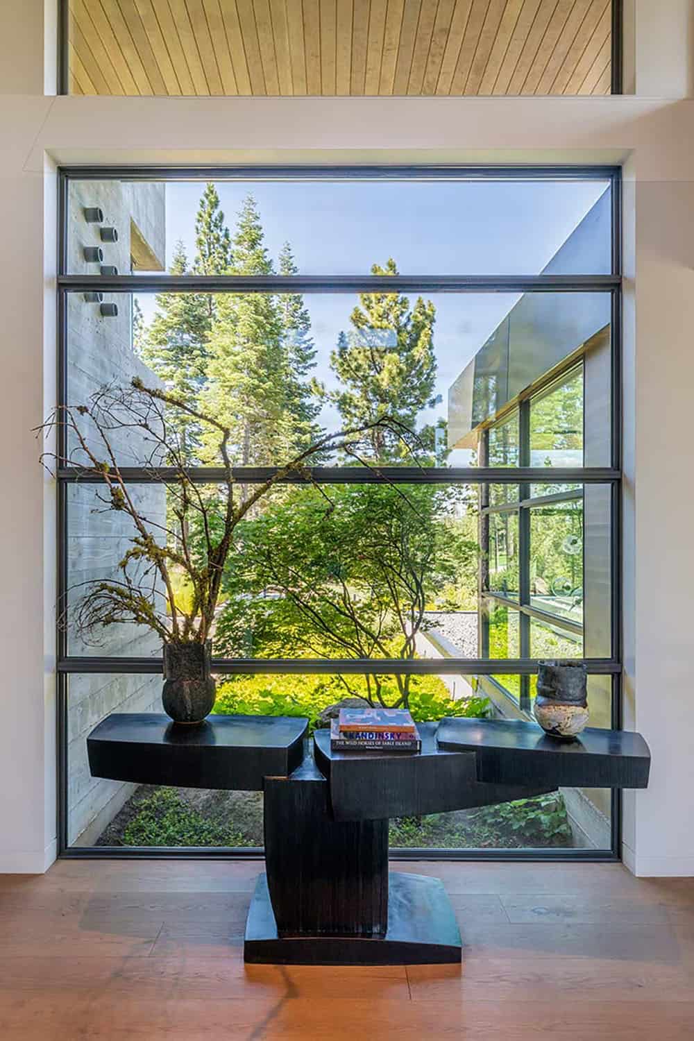 modern-mountain-home-entry