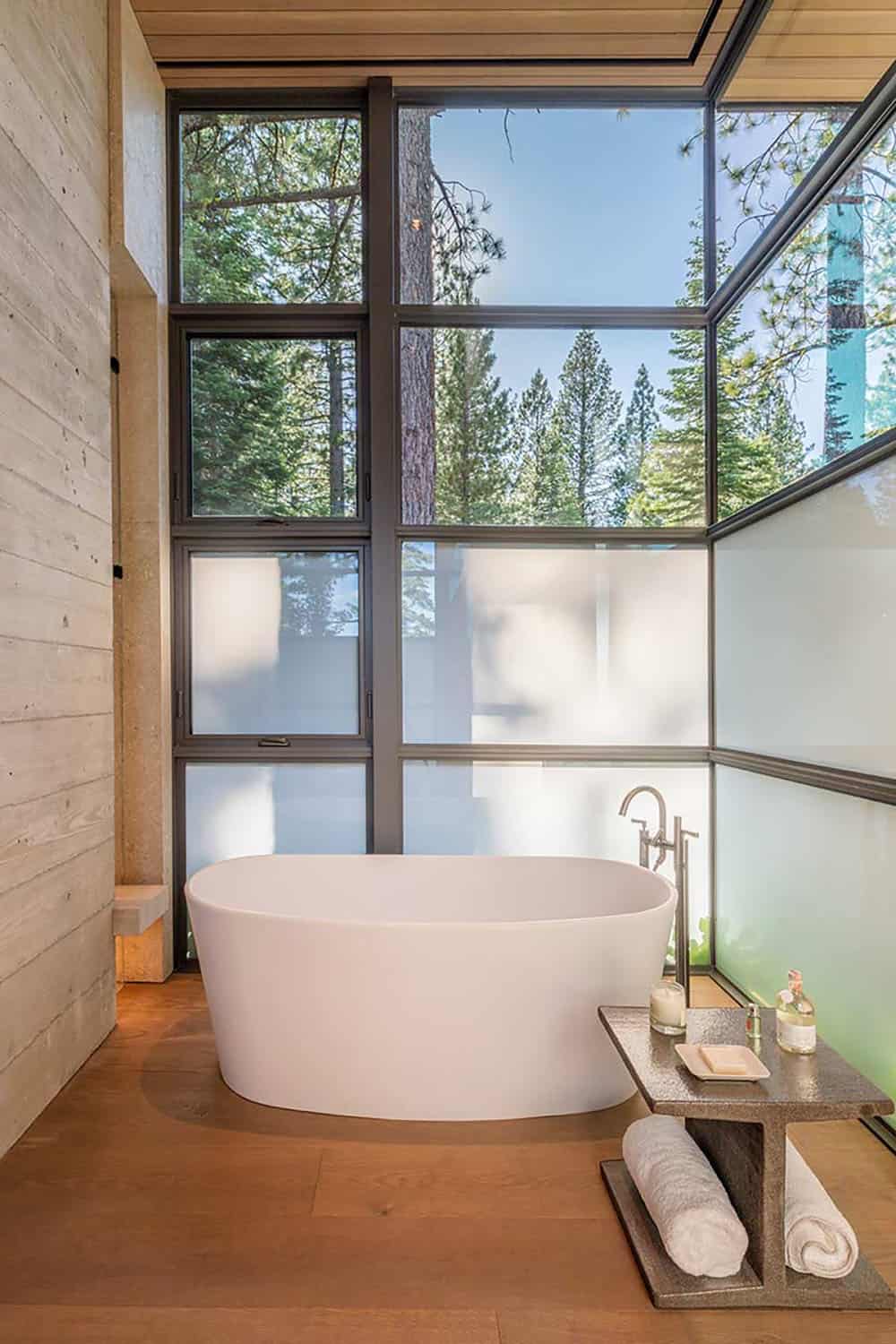 modern-bathroom-with-a-freestanding-tub
