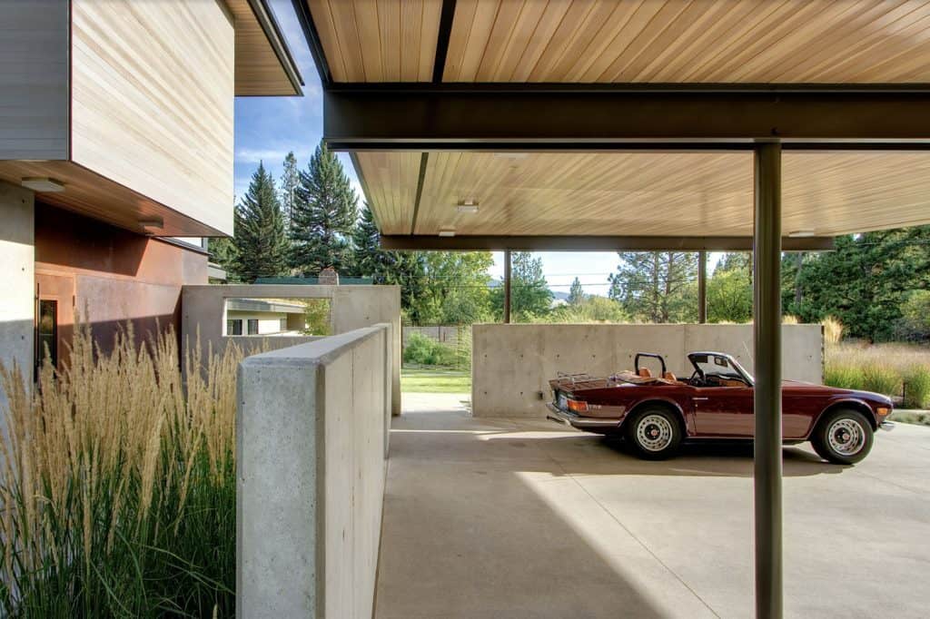 A peek inside this sustainable mountain house design in Western Montana