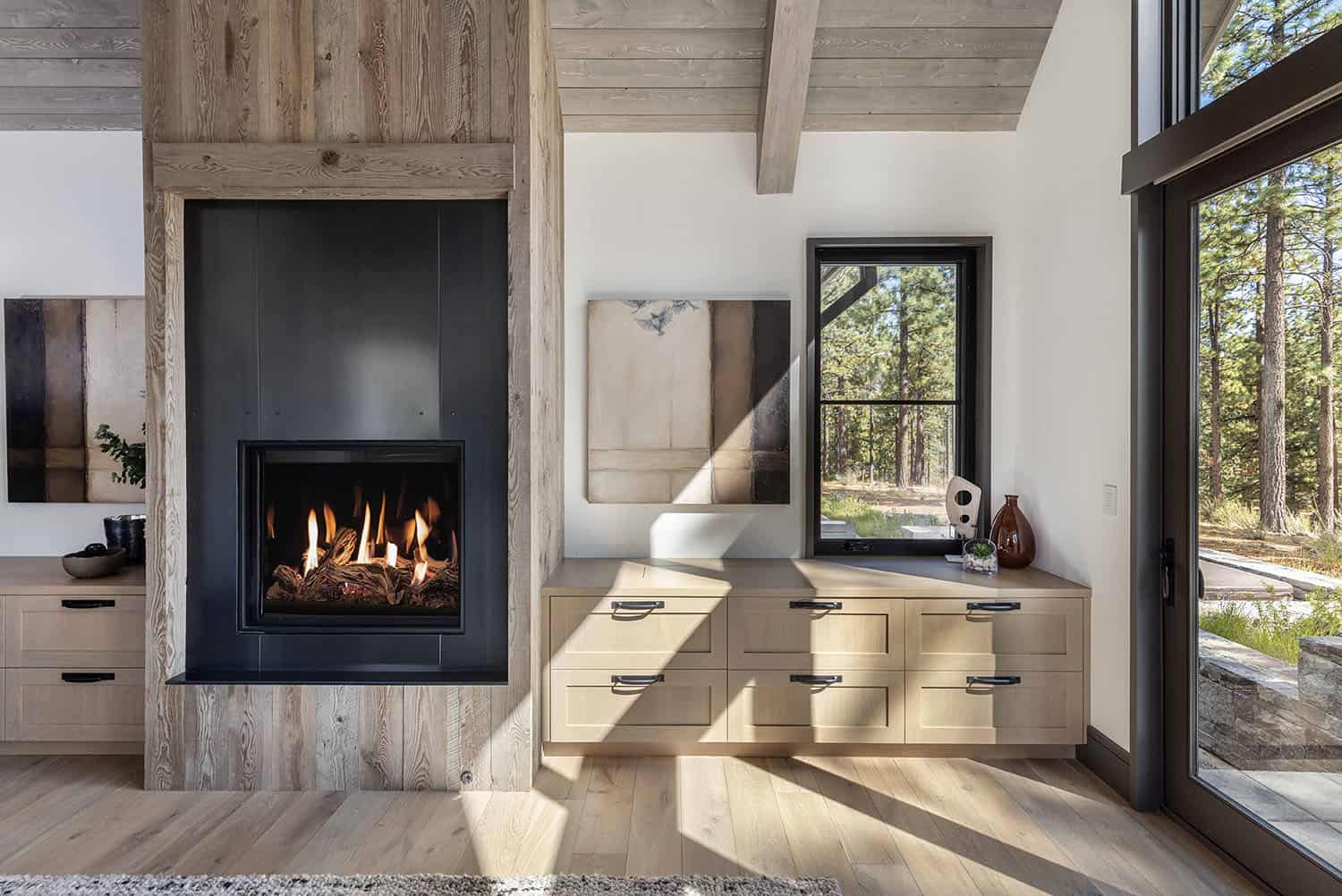 transitional-style-bedroom-fireplace