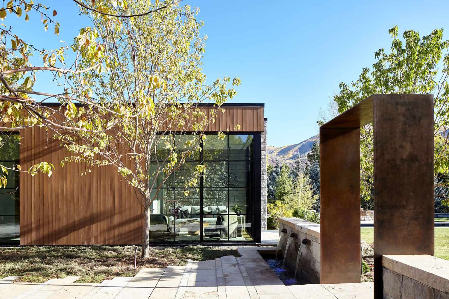 contemporary-mountain-home-exterior