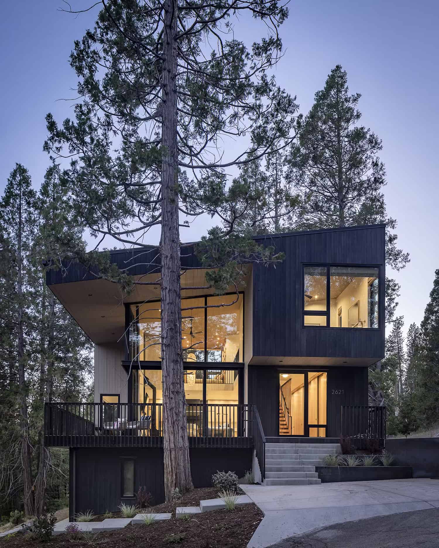 modern-cabin-exterior-at-dusk